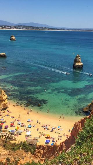 Round-trip from Lisbon, Portugal: 1-day tour to Faro + Ponta Da Piedale by private charter ※ Customizable itinerary