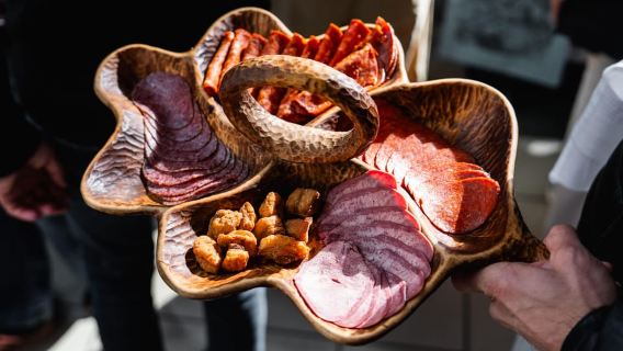 Budapest Food Tour: Market Walk, Local Drinks & 20+ Tastings