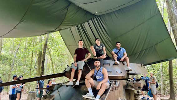 Cu Chi Tunnels Lawatan Sehari