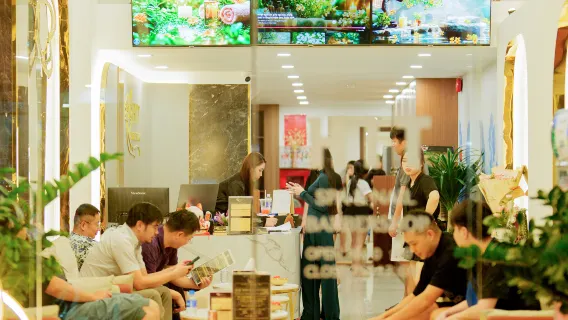 HIT SPA Saigon: Thai Massage & Vietnamese Royal Hair Wash Experience