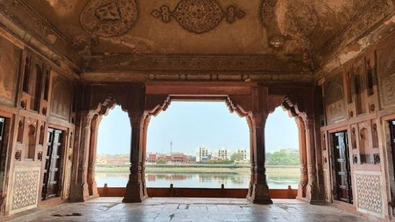 Da Delhi: tour privato del Taj Mahal e della città di Agra in SUV