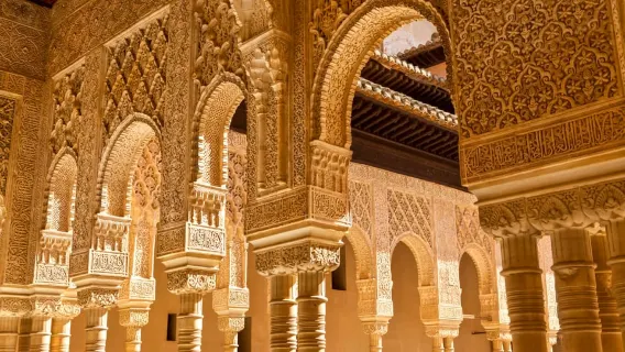 Granada: tour dell'Alhambra e dei giardini con opzione Palazzi Nasridi
