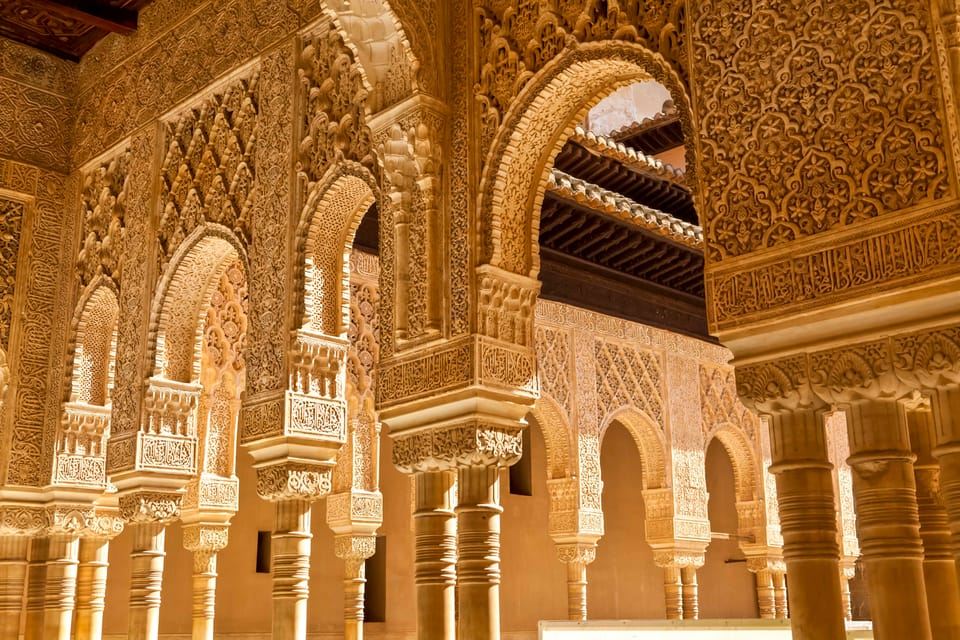 Granada: Alhambra & Gärten-Tour mit Option Nasridenpaläste