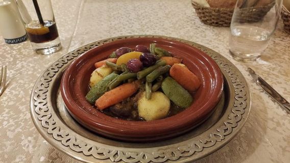 Casablanca City Night Tour and Traditional Moroccan Dinner