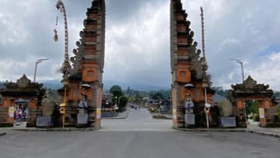 OST-BALI-TOUR EXKLUSIV GATE HEAVEN LEMPUYANG-TEMPEL