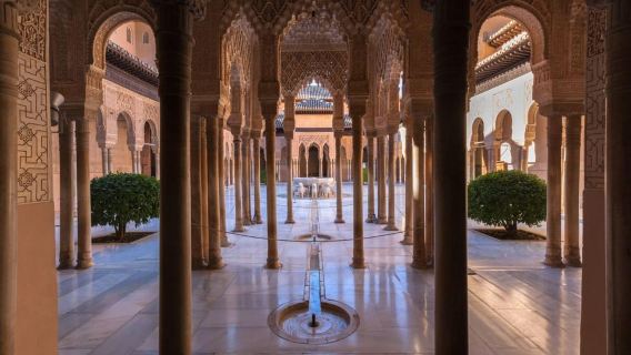 Granada: Führung durch die Alhambra, Nasridenpaläste und Gärten