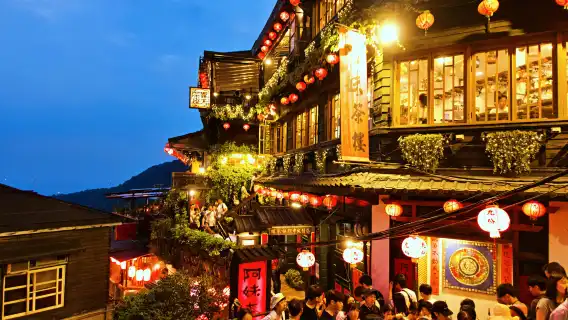 Taipei Jiufen and Shifen Private Charter 1-day Tour 8 Hours: Customized Itinerary (Departing from Taipei)
