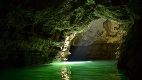 ประสบการณ์ถ้ำ Pindul และล่องแก่ง Oyo ที่ยอกยาการ์ตา: นัดพบที่จุดนัดพบ