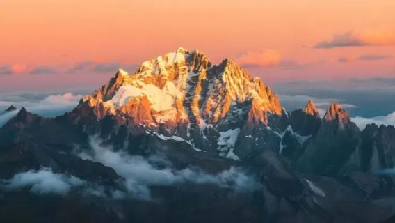 ทัวร์ 1 วัน ภูเขาหิมะมังกรหยก ลี่เจียง [รวมตั๋ว (ไม่ต้องแย่งตั๋ว) สายเคเบิลใหญ่ + หุบเขาพระจันทร์สีน้ำเงิน, กลุ่มเล็ก]