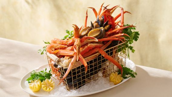 [Up to 15% off] Hopewell Hotel | Lobby Café | Semi-buffet lunch/ Semi-buffet dinner/ Festive Buffet/ Blooms & Sweets Afternoon Tea Set