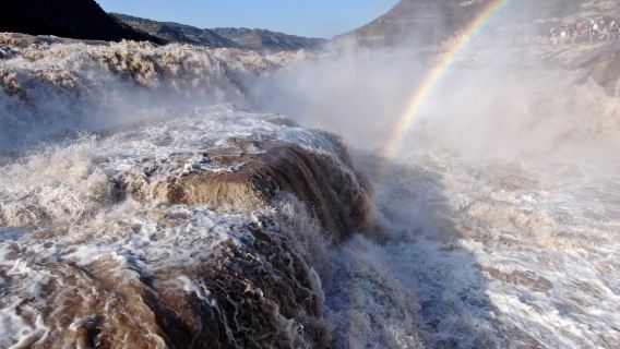 Departing from Linfen: One-day private car tour to visit Hukou Waterfall and Xiaoxitian