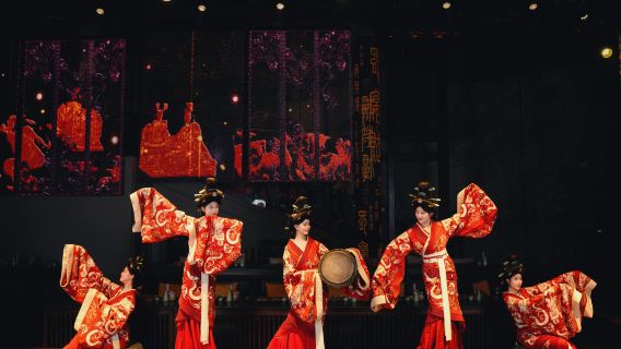 SHUYANFU in Chengdu • Immersive Experience of an Ancient Imperial Banquet (Royal Indulgence + Imperial Feast + Classical Dance Performance + Optional Traditional Costume Experience)