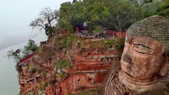 Salida desde Chengdu - Excursión de un día al Gran Buda de Leshan con servicio de coche privado con conductor|Viaje cómodo|Itinerario flexible