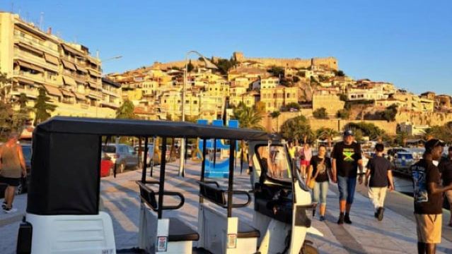 Kavala: Authentic City Tour by Eco Friendly Tuk Tuk