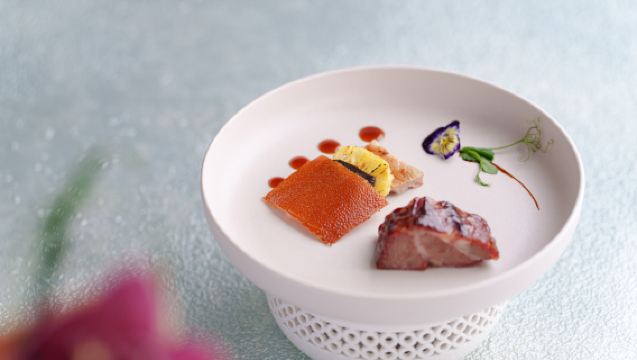 Ming Court (Cordis, Hong Kong) I Award-winning Cantonese restaurant I Ming Court Degustation Menu