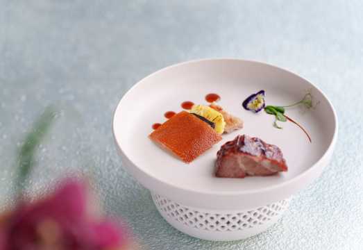 Ming Court (Cordis, Hong Kong) I Award-winning Cantonese restaurant I Ming Court Degustation Menu