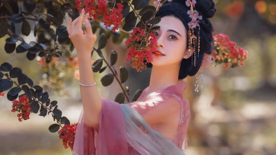 Pingjiang trip moments[Photography and videography services including family-friendly, individual and couple photos, short videos, promotional videos, portraits, wedding photos with all raw images provided]