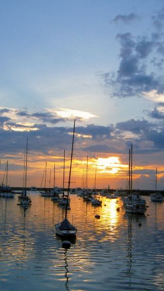 Philippines + Chinatown + CM Shopping Center + Manila Bay sunset with customizable itinerary