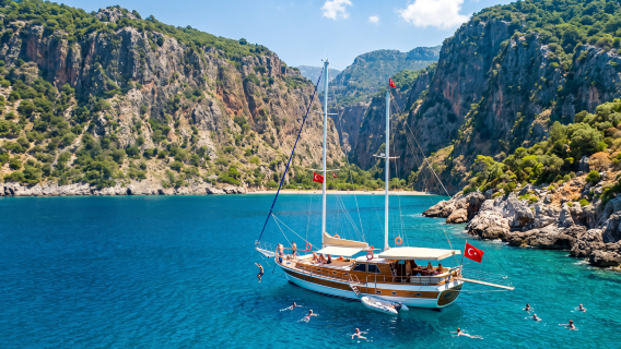 Excursión en barco al Valle de las Mariposas de Fethiye en Ölüdeniz