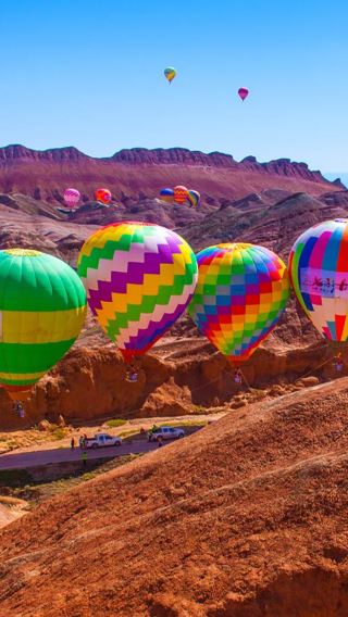 Zhangye 1-day tour ● Zhangye Colorful Danxia Scenic Spot + Pingshan Lake Grand Canyon ● Gansu private charter private tour ● in-depth sightseeing