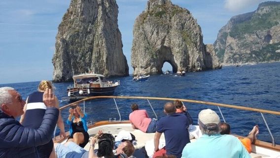 Capri Deluxe: The Complete Island Experience