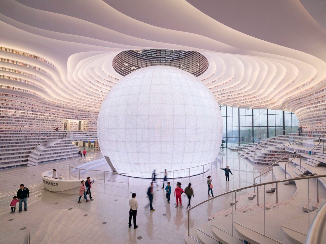 Tour di un giorno a Tianjin: Mercato Xinyang di Tanggu + Biblioteca Binhai "The Eye" con noleggio con conducente esclusivo