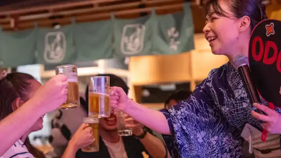 【盂蘭盆舞居酒屋】娛樂與日本料理精選 – 天婦羅、蕎麥麪、傳統大壽司 餐券