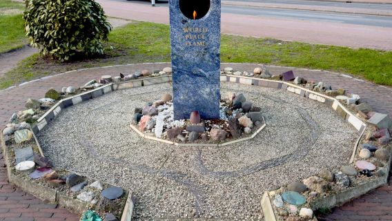 ทัวร์หนึ่งวันในเมืองเฮก ประเทศเนเธอร์แลนด์ หาด Nyingen + พิพิธภัณฑ์ศิลปะ + พระราชวังสันติภาพ + ศาลอาญาสงครามระหว่างประเทศ หน่วยงานจีนและอังกฤษ