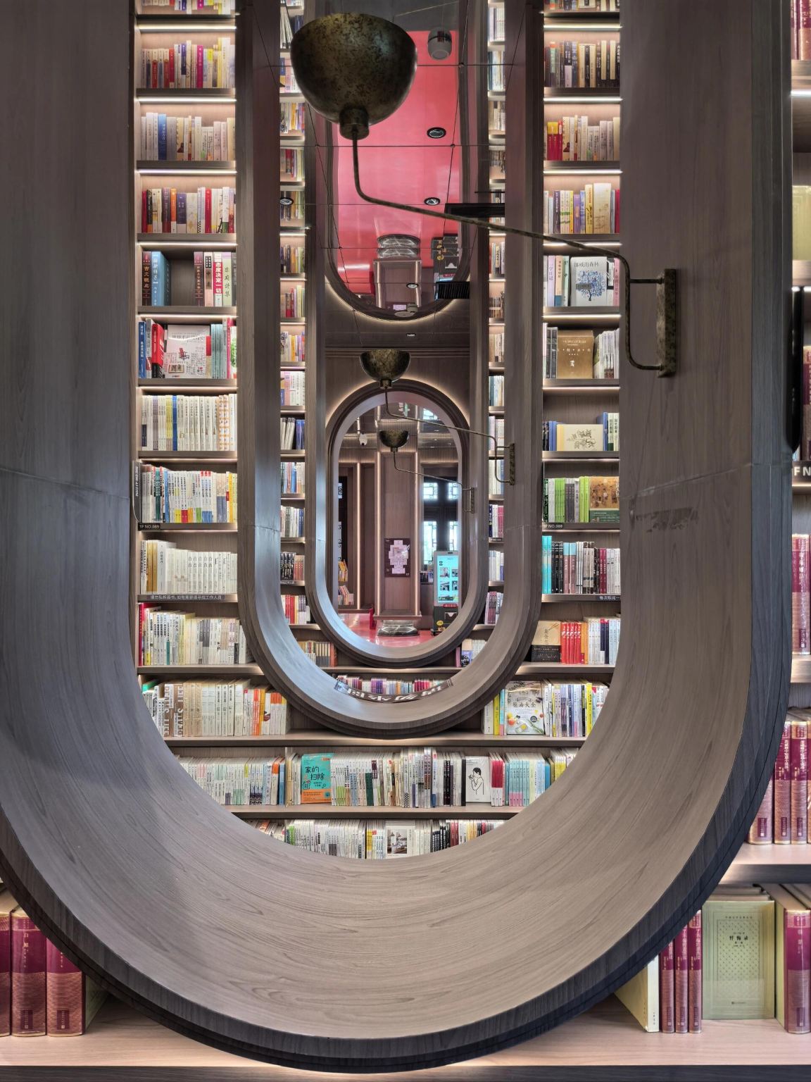 Zibo 1-Day Private Charter Tour: Hongye Shiyan + Yenscheng Tschann + Qishenghu Park (Bilingual Service in Chinese and English)