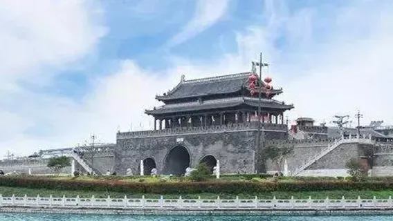 Huainan: alquiler de coches con conductor, guías turísticos locales, servicios de interpretación, acompañamiento, traslados, viajes, ferias, inspecciones comerciales y acompañamiento médico.