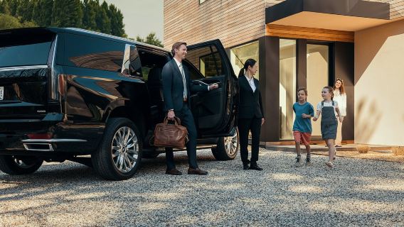 Guangzhou Chauffeur Service Hourly or Full Day with English Driver