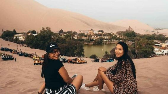 tour giornaliero a Huacachina e Paracas