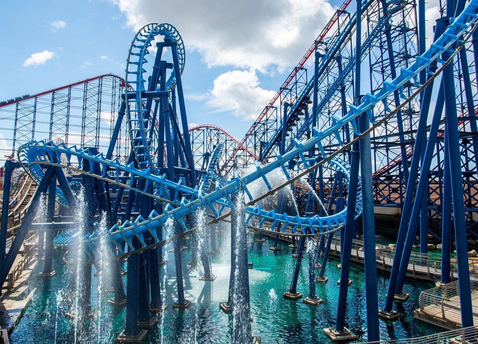 曼城 - 黑池 - 曼城