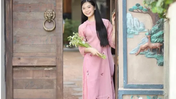 Hô-Chi-Minh-Ville : Essayez l'Ao Dai et expérience photo dans un café caché à Saïgon