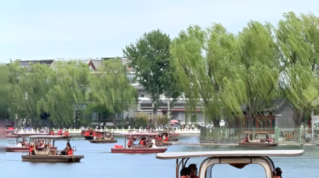 北京什剎海黃包車深度體驗-胡同穿梭記【15分鐘速覽/30分鐘打卡拍照+打卡銀錠橋/恭王府+每車可乘2大1小】