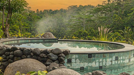 Javanese Royal Beauty Cleanse, Exfoliating & Brightening