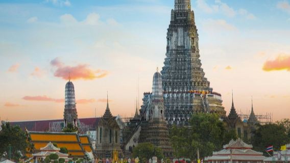 Wat Pho & Wat Arun: Guided Walking Tour