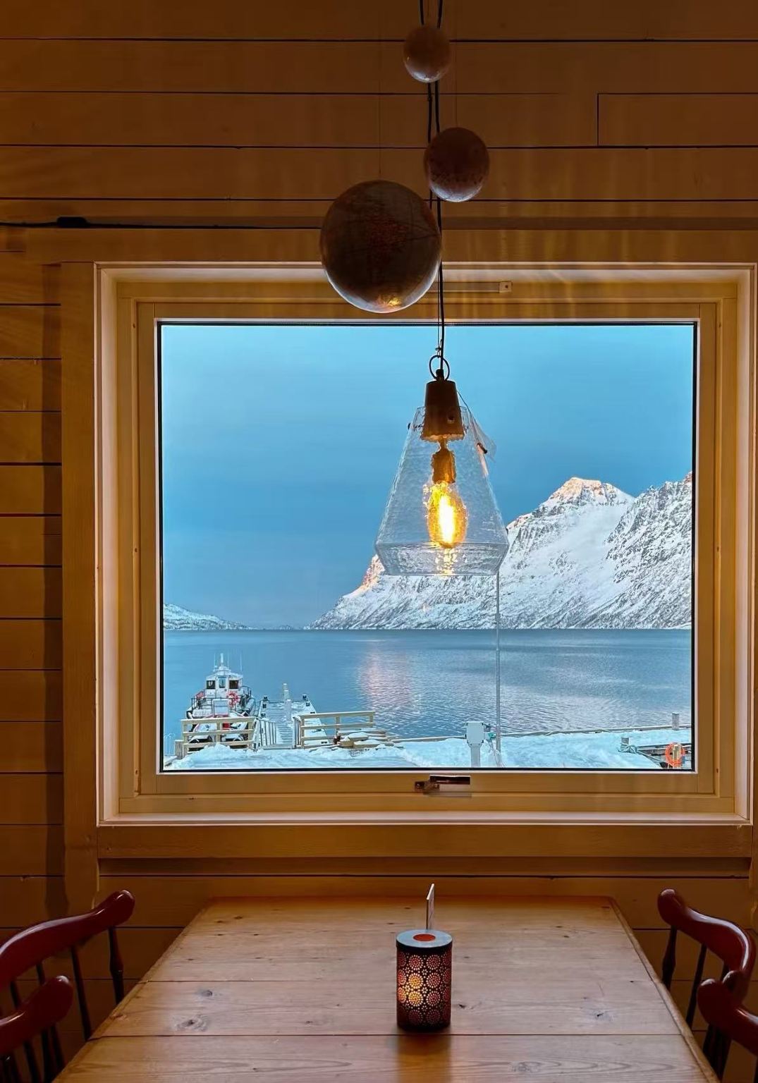 Norway Tromso Kvaløya Fjord + Sommarøy Private Charter + Inquiry Discount