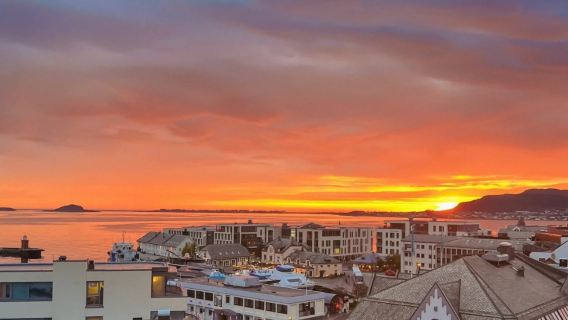 挪威奧勒鬆+海洋公園+比拉蓬觀景台|峽灣與山巒間的絕美小鎮