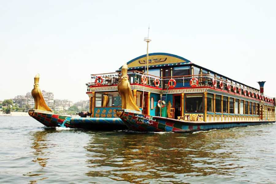 Cairo Dinner Cruise on the Nile: An Evening of Egyptian Splendor