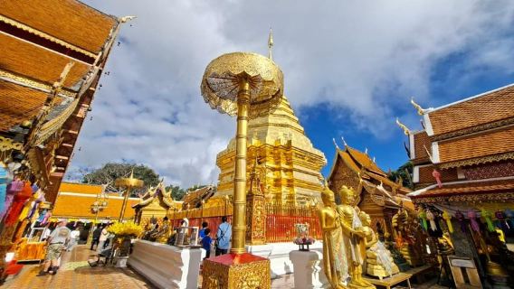 Chiang Mai: Doi Suthep Temple & Hmong Village Tour
