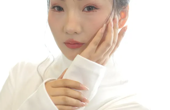 新賓旅拍【新賓青松嶺/攝影師跟拍約拍婚紗/抓拍紀實】