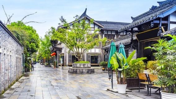 Tour di un giorno a Chengdu tra Kuanzhai Alley + Parco del Popolo + Wenshu Fang con opera Sichuanese, mahjong e tè in tazza tradizionale
