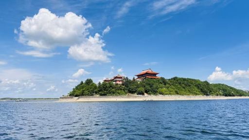定制小團 鏡泊湖一日遊 含景交 瀑布跳水 純玩品質