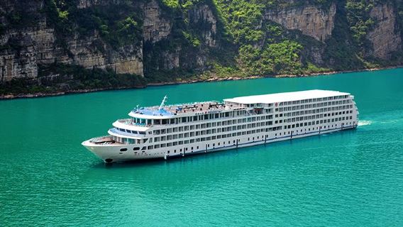 Kapal Persiaran Presiden Tiga Gaung Sungai Yangtze Presiden No. 7 dari Chongqing ke Wuhan Kapal Pelayaran Tiga Gaung