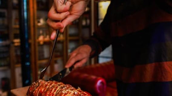 Manchester Food Tour with a Local Guide