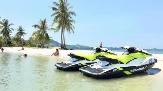 ทัวร์ขับเรือยนต์เที่ยวทะเลภูเก็ตด้วยตัวเอง (เที่ยว 6 เกาะ/มีครูฝึกมืออาชีพดูแลความปลอดภัย/มีเรือให้เลือกหลายรุ่น)