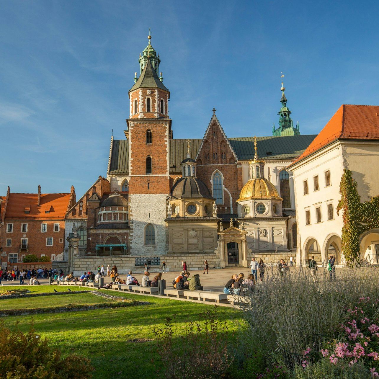 Iglesia de Santa María, Museo Rynek, Catedral de Wawel y Castillo de Cracovia: Entrada + Visita guiada