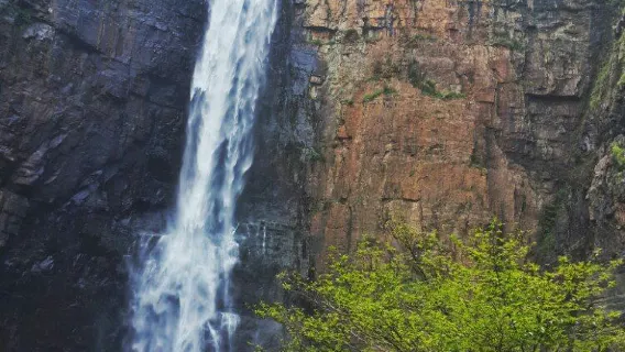 乳源世界過山瑤博物館+廣東大峽谷一日遊【獨立包團+上門接送】