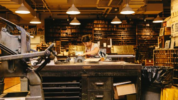 Hatch Show Print Shop: Guided Tour